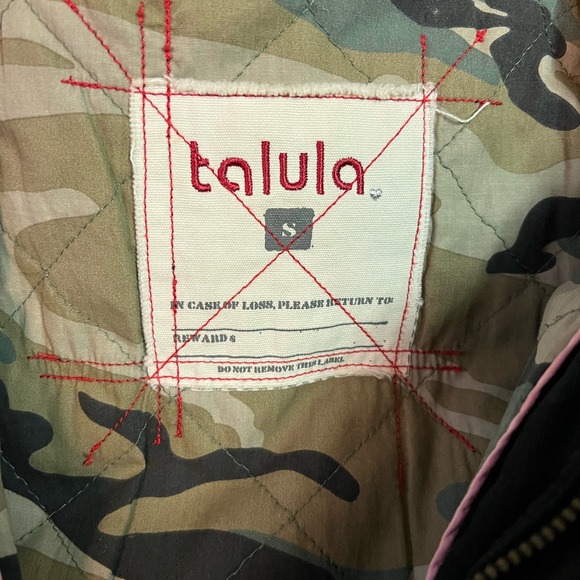 Aritiza fall jacket - Picture 3 of 6